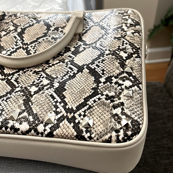 WHBM Python Print Computer Bag NWT - Picture 10 of 11